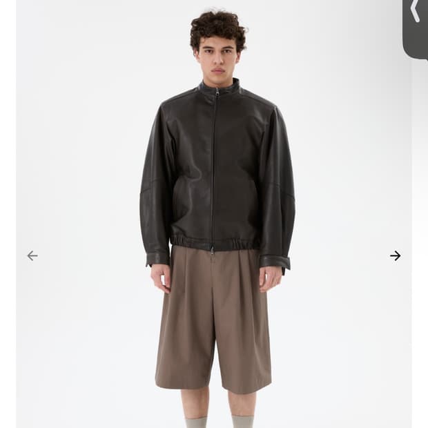 아모멘토 램스킨 레더 블루종 구합니다 ㅠㅠ