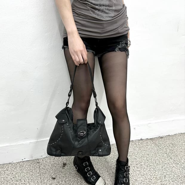 stud line detail shoulder bag