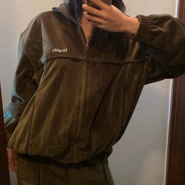 미스치프 이센스 marigold 벨벳 셋업 카키 S