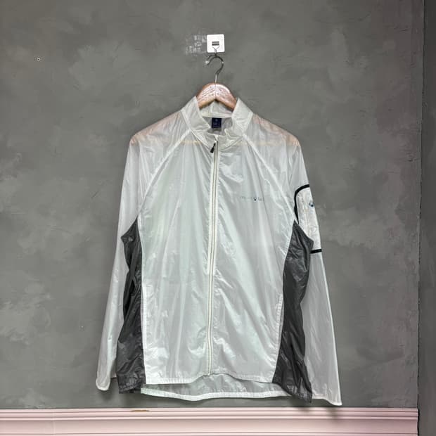 몽벨 바람막이 화이트 그레이