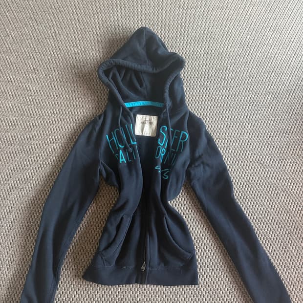 🤍 00s Hollister Zip Hoodie