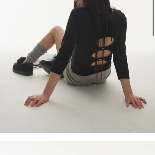 코이세이오 백써클 카프리 슬리브 블랙