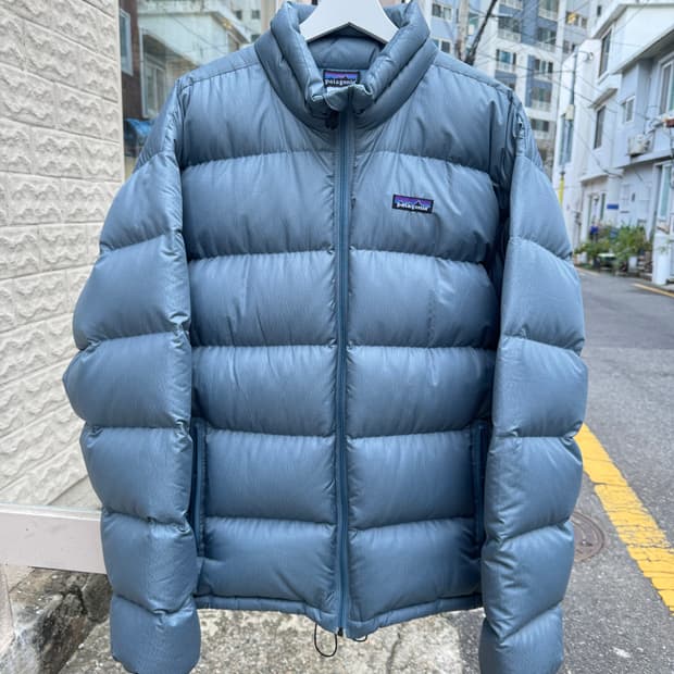 파타고니아 04‘s 패커블 다운 아이스 블루 XL