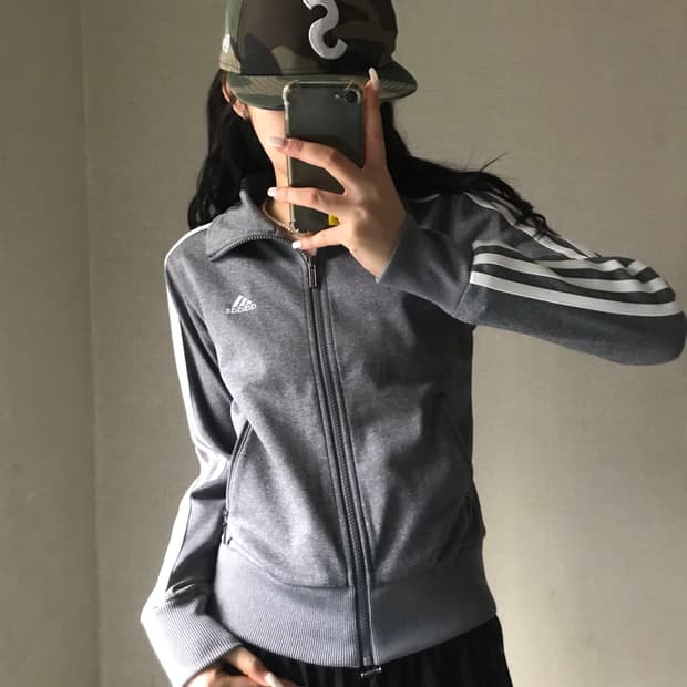 아디다스 그레이 져지