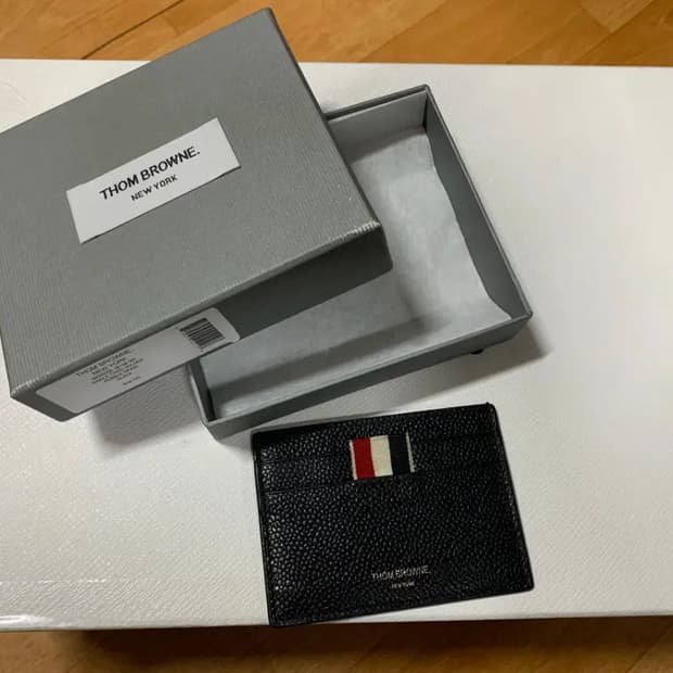 THOM BROWNE 톰 브라운 싱글 카드 홀더(페블 그레인 레더)