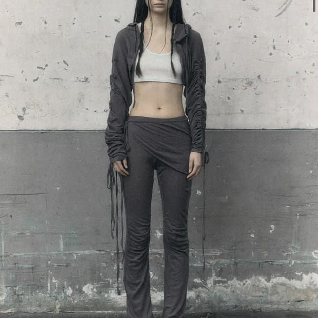 BOHEMIAN SEOUL SHIRRING HOOD BOLERO