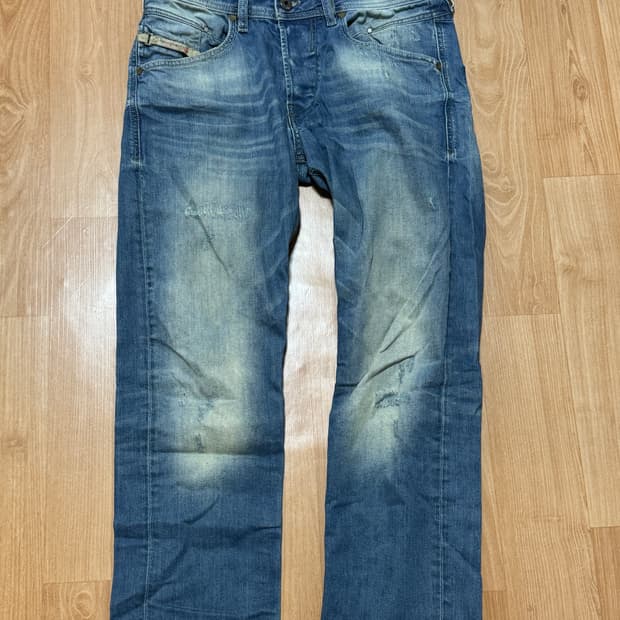 디젤 Belther 데님팬츠(정품)
