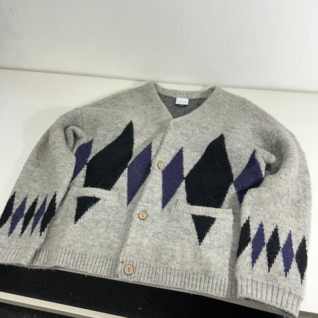 우먼M-L 아웃스탠딩 루즈핏 아가일 보카시가디건