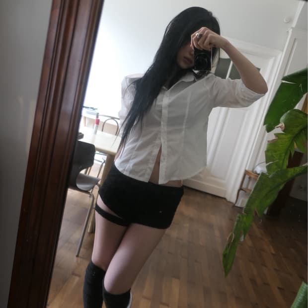 D.A.D semi-crop shirt