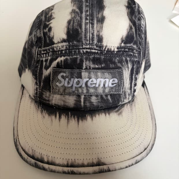 Supreme cap 판매합니다