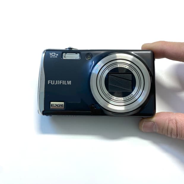 후지 파인픽스 F70 디지털 카메라