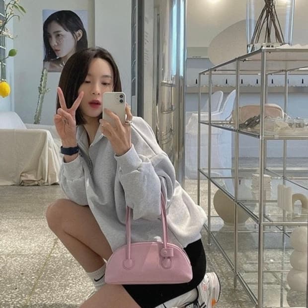 마지셔우드 베셋 숄더백 핑크