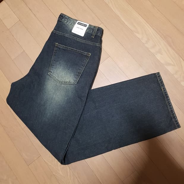 34-35/ 새옷/ 업셋 와이드핏 릴렉스데님/2생