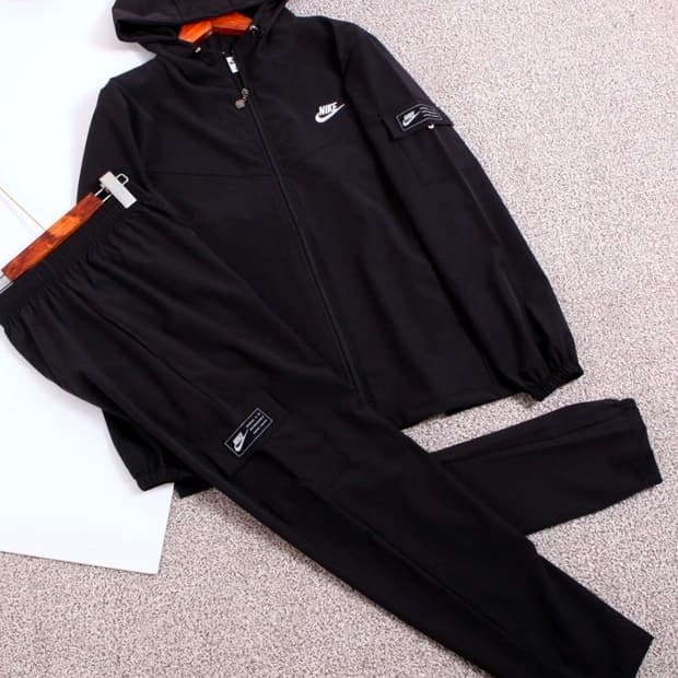  나이키 우븐 후드 바람막이 세트