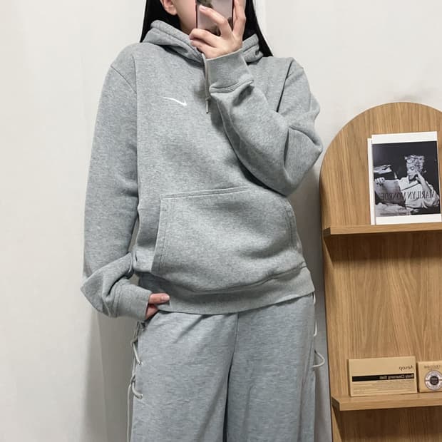 [정품] 나이키 그레이 화이트 스우시 기모 후드티 [ L ]