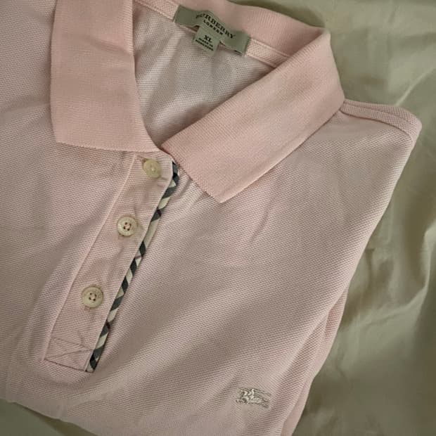 버버리 딸기우유 카라티