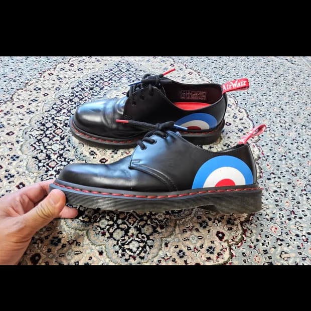 닥터마틴 1461 더 후 로퍼 260