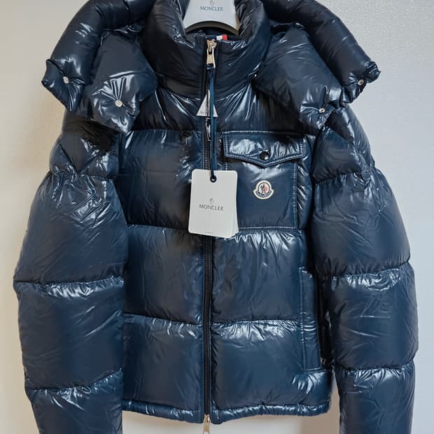 몽클레어 몽벨리아르 5사이즈 (새상품)