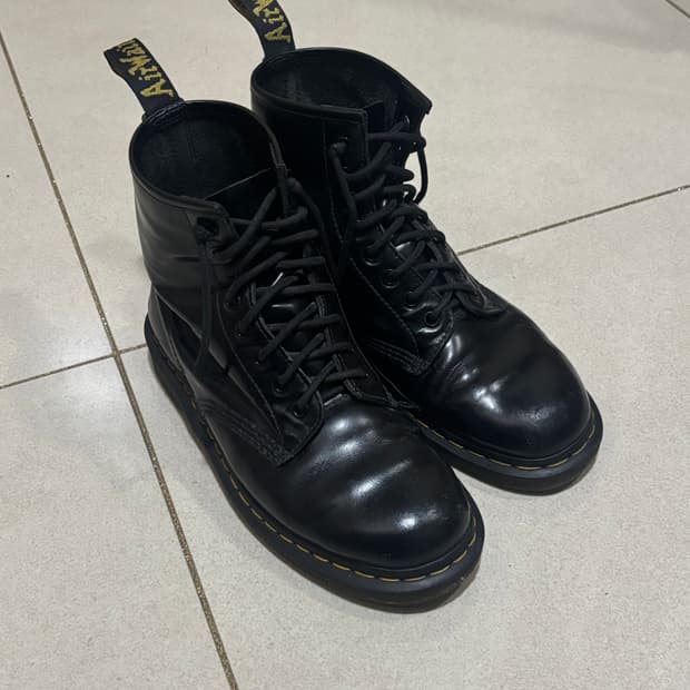 닥터마틴 1460 8홀 EU41