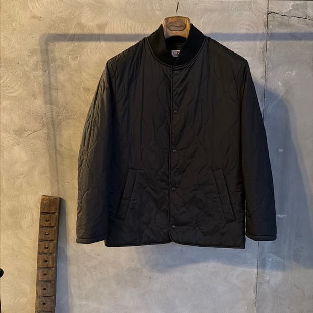 CP 컴퍼니 퀼팅 자켓 100