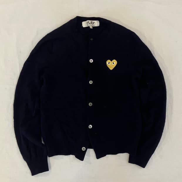 정품) 꼼데가르송 플레이 골드와펜 네이비 가디건
