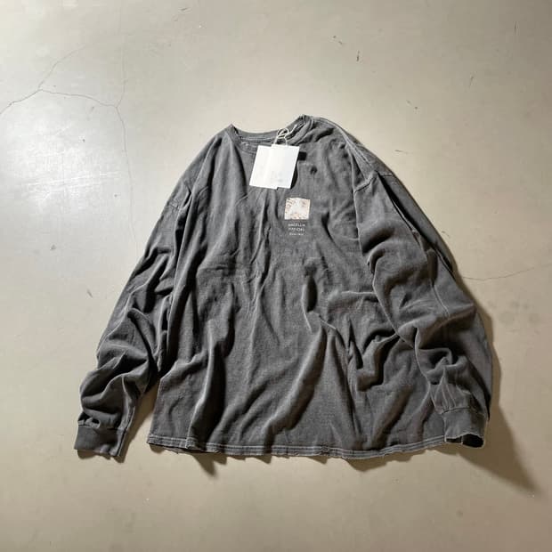 안셀룸 Logo Long Sleeve T-shirt