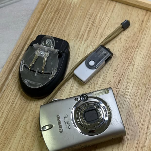 캐논 ixus 750 아일릿 원희 디카 canon 익서스 750