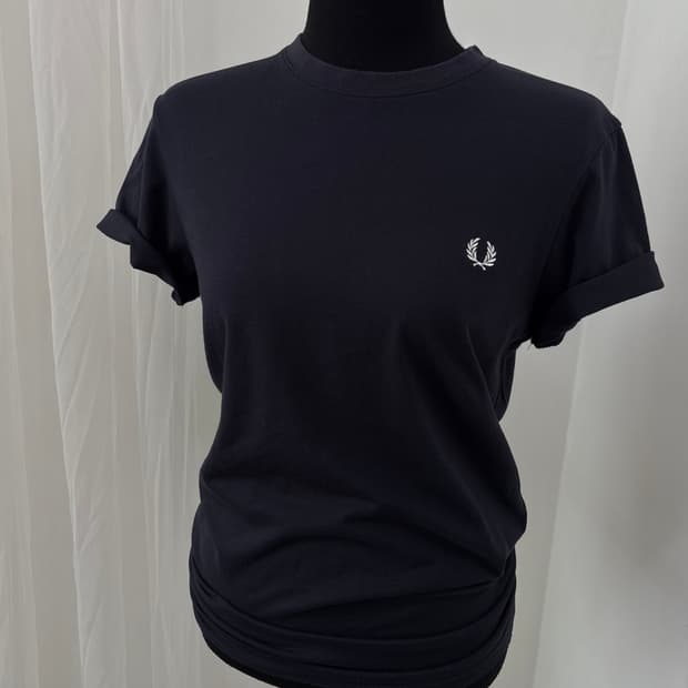 프레드페리 Fred Perry 로고 반팔 티셔츠