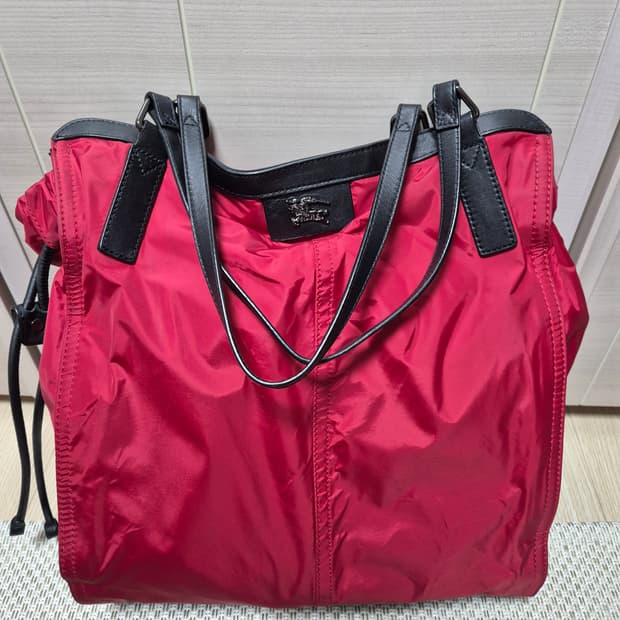 (정품) 버버리 런던 버클레이 나일론  숄더백 버버리토트백