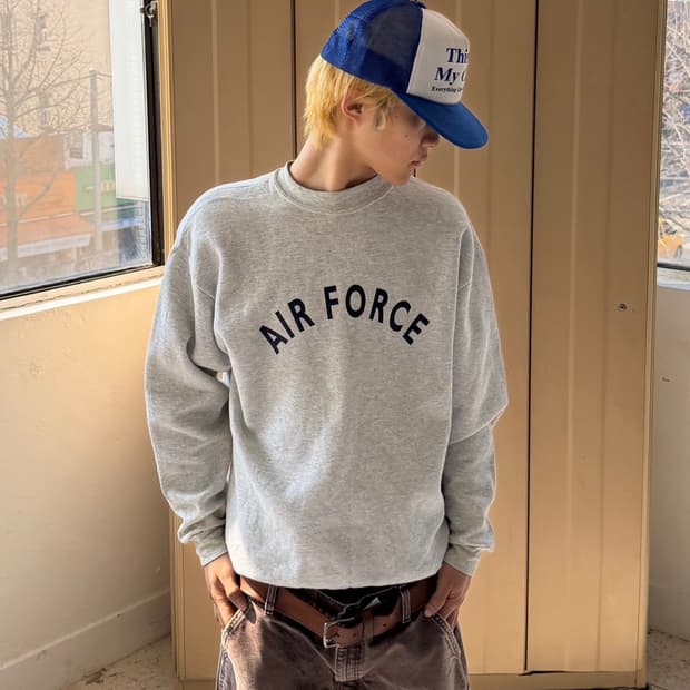 밀리터리 AIR FORCE 맨투맨 그레이