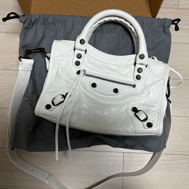 25ss Le city 르 시티  미니 옵틱 화이트