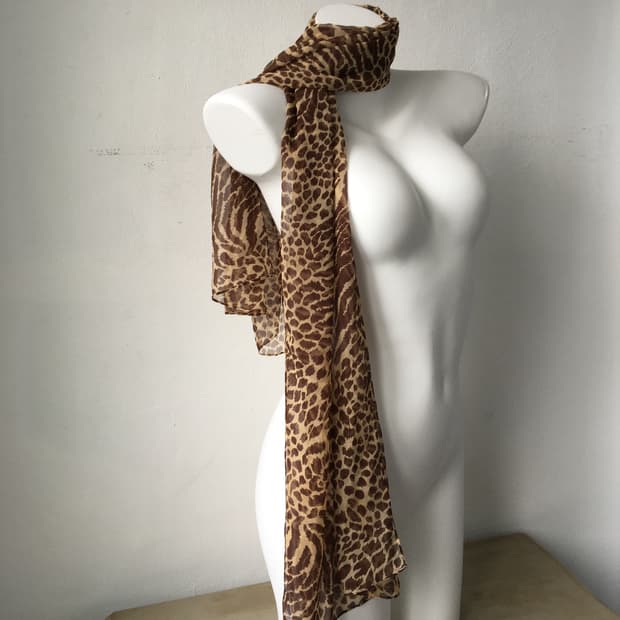 animal pattern scarf