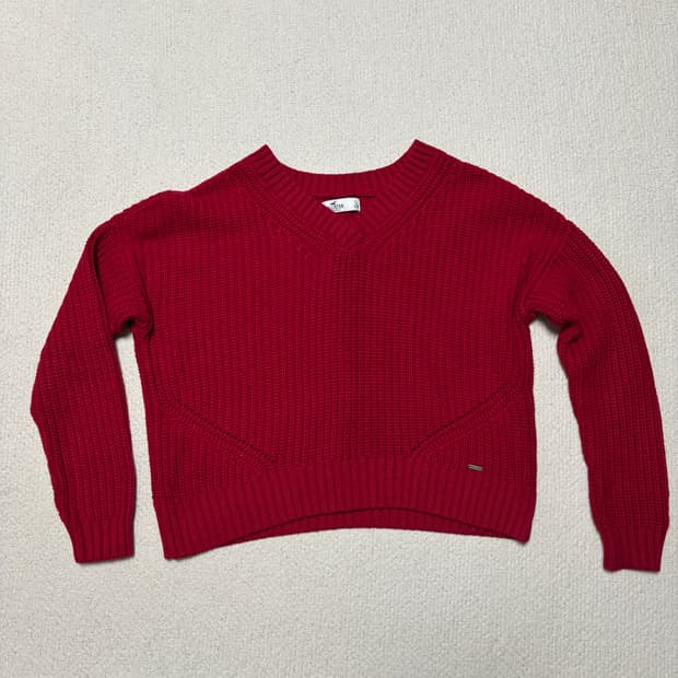 Holister 홀리스터 레드 V넥 니트 S