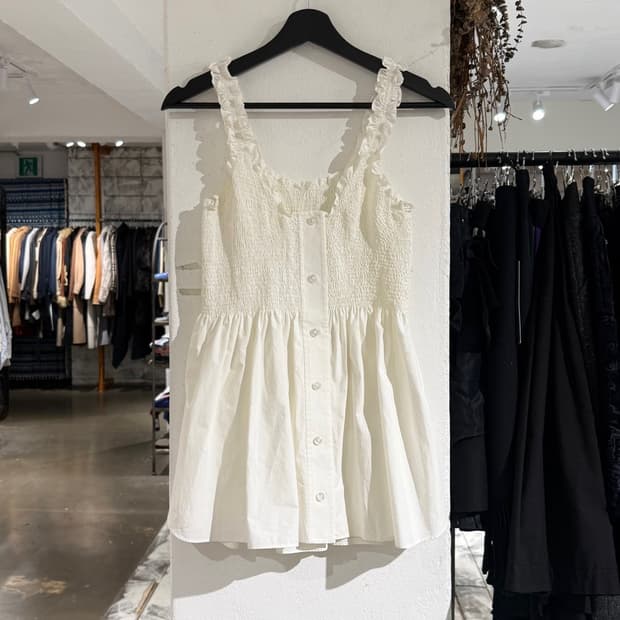 알렉산더 왕 화이트 스모킹 버튼 슬리브리스 블라우스