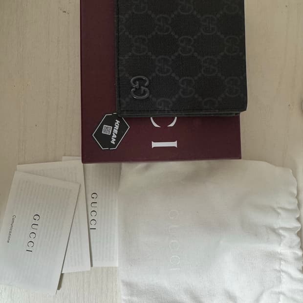 Gucci GG Wallet With Grey Interior Black