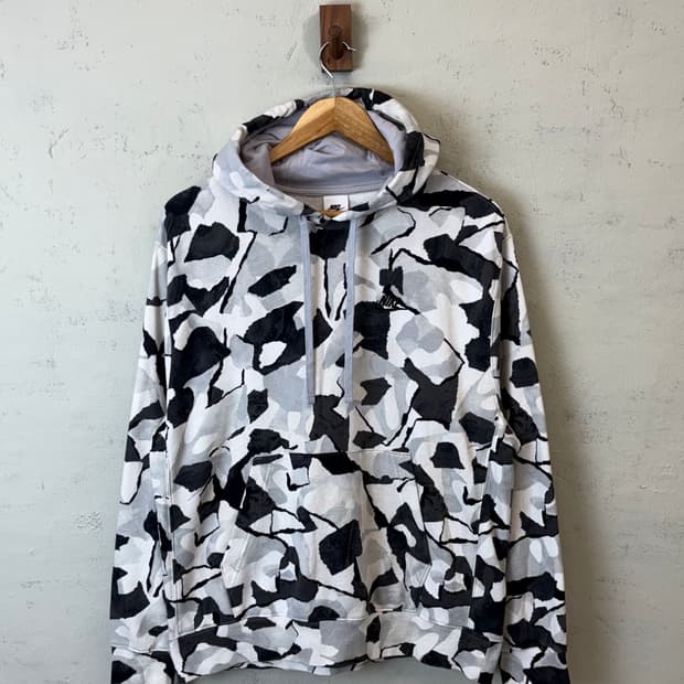 나이키 화이트 카모 패턴 후드티