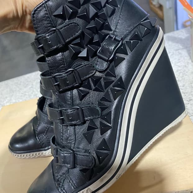 ash 아쉬 웨지힐 39