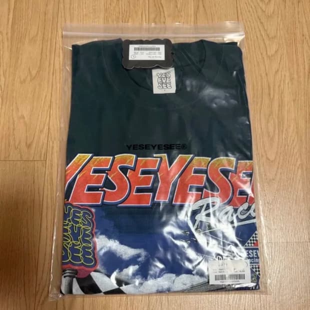 예스아이씨 그린 레이싱 티셔츠