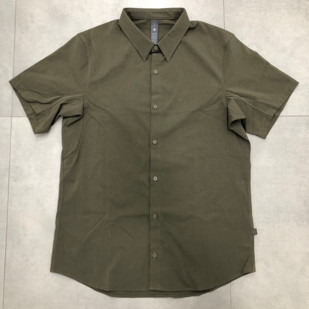 룰루레몬 반팔 카라 셔츠 L