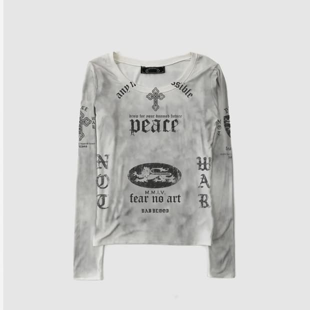 배드블러드 피스 낫 워 루즈핏 티 더스티화이트 S