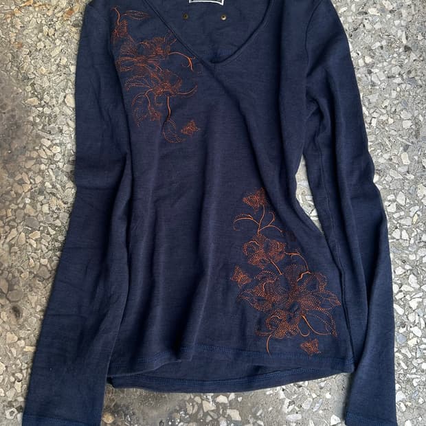 2000s Ozz on 오즈온 오리엔탈 네이비 롱슬리브