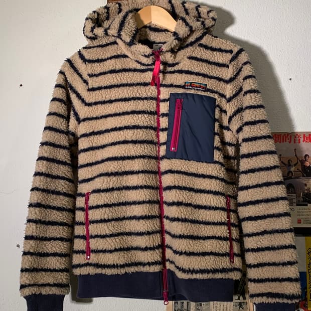 엑스걸 파타고니아 오마주 스트라이프 후드 후리스 자켓
