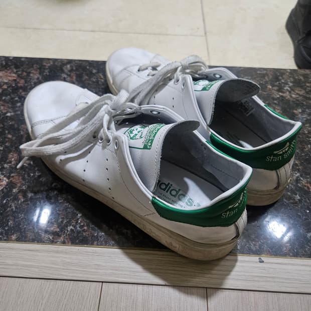 아디다스 스탠스미스 데콘 260
