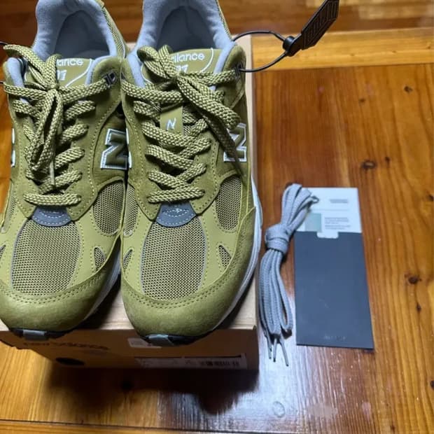 (새제품)뉴발란스 m991ggw 그린모스 275