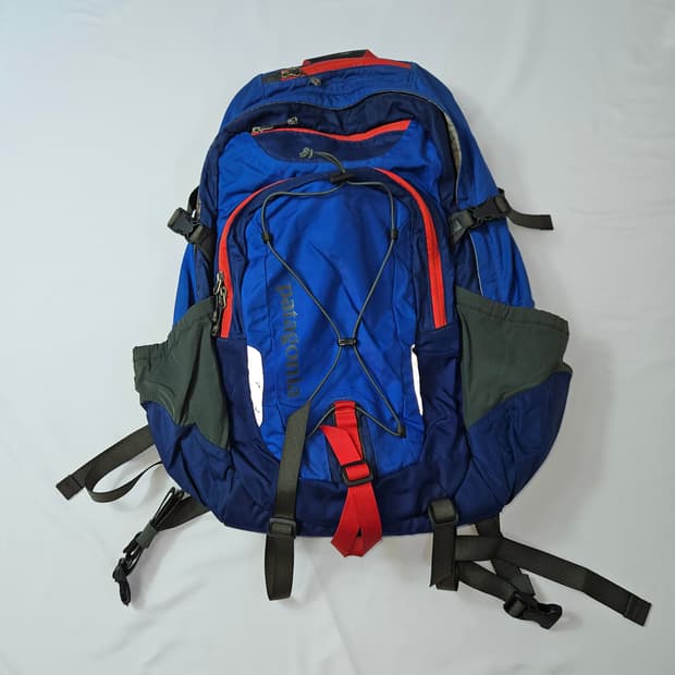 파타고니아 차카부코 32L 트레일 등산 백팩 가방 올테크 블루