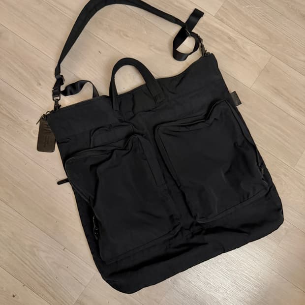 아미아칼바 헬멧백