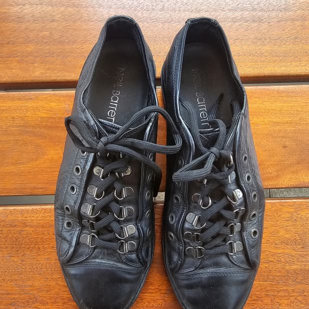 닐바렛 스니커즈