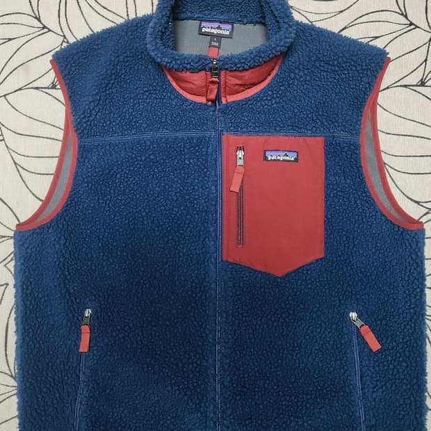 파타고니아 레트로X  플리스 베스트 네이비컬러 L사이즈