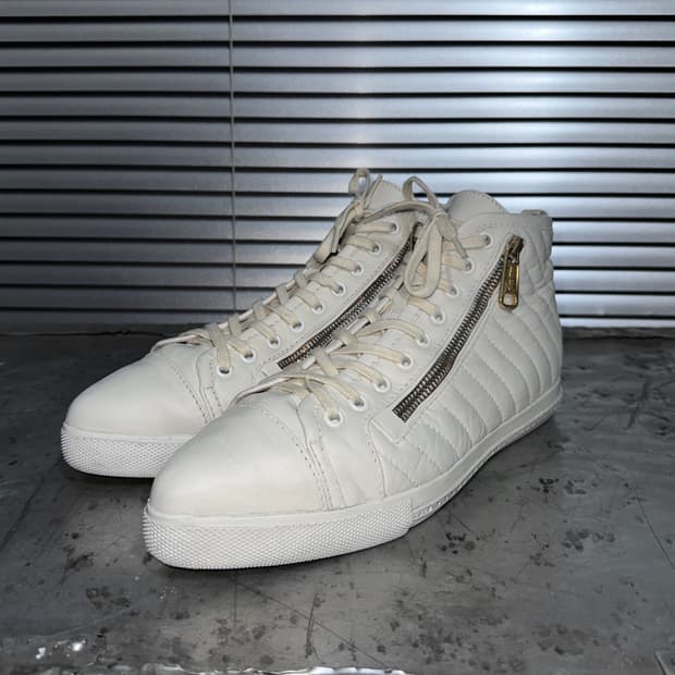 00s 미우미우 퀼팅 레더 포인트 토 하이탑 스니커즈