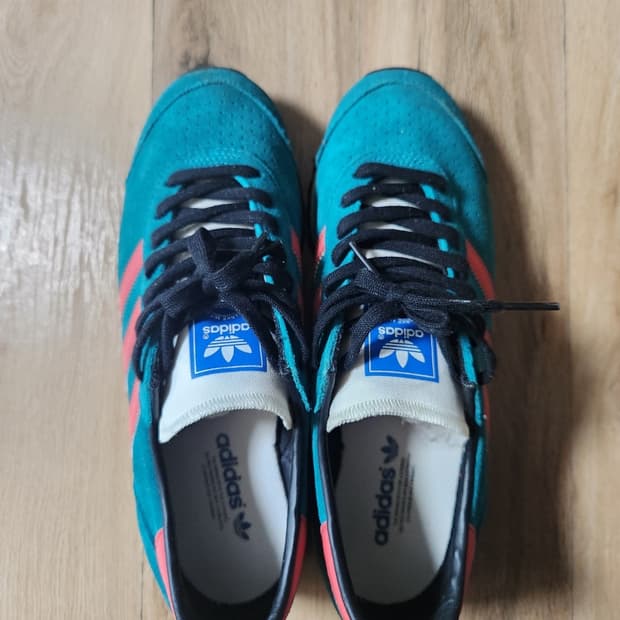 아디다스 신발
